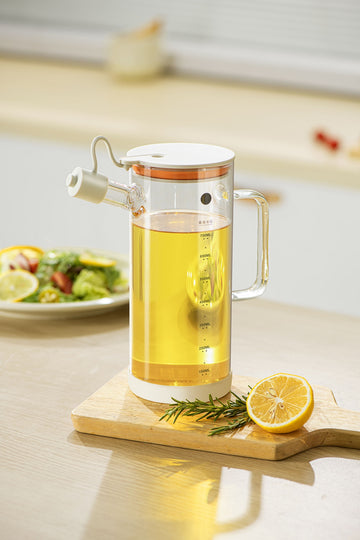 La Basera 750 ml glass cooking oil dispenser bottle in white